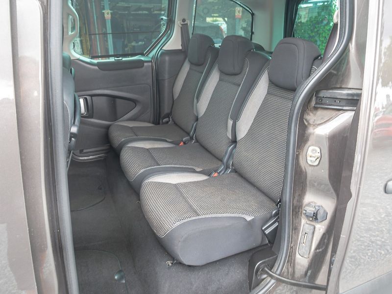 Peugeot Partner (2017) 1.6HDI 73KW – GRIP CONTROL - fotka 35 z 42