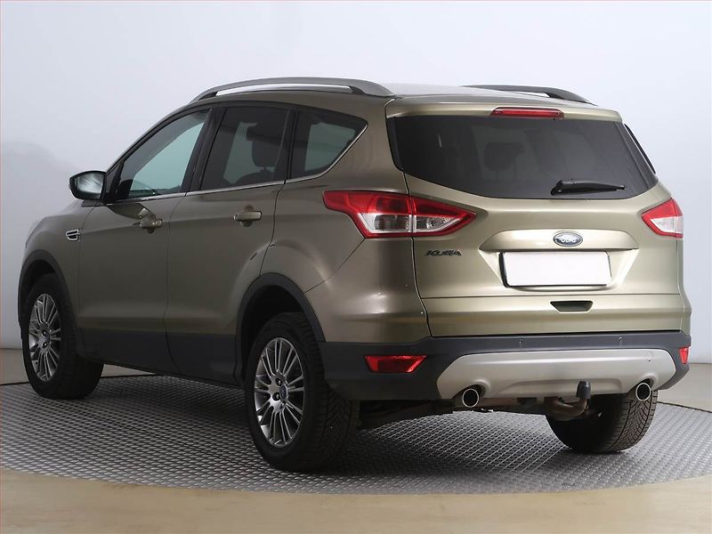 Ford Kuga (2014) 2.0 TDCi, 4X4, Navi, Tempomat - fotka 4 z 19
