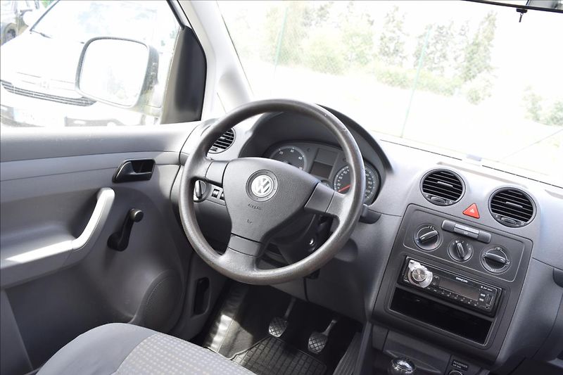 Volkswagen Caddy 1,9 TDI 77KW BEZ DPF A KOROZE - fotka 23 z 41