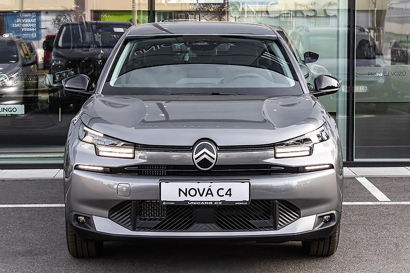 Citroën C4 1,2 PLUS 130k Automat+ ZIMA - fotka 2 z 19