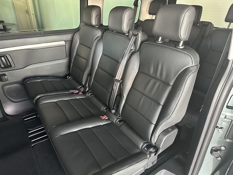 Opel Zafira (2026) Edition 2.2 CDTi 180k AT8 L1M - fotka 17 z 21