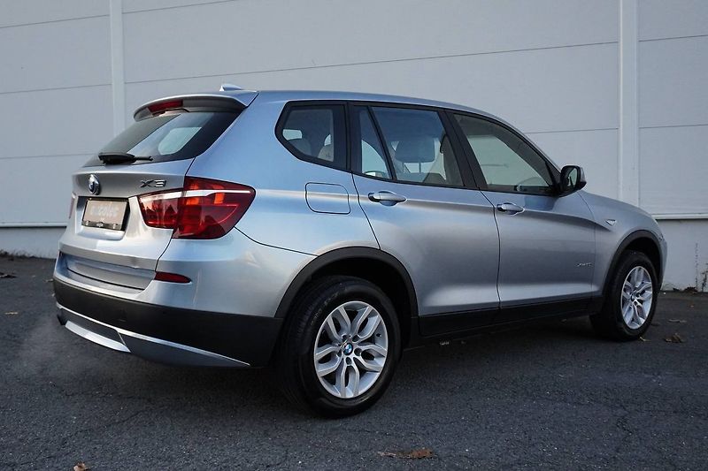BMW X3 - fotka 9 z 26