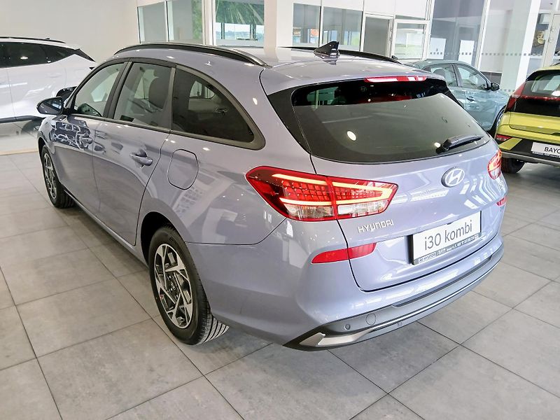 Hyundai i30 (2026) 1.0 T-GDI GO Czech! - fotka 5 z 17