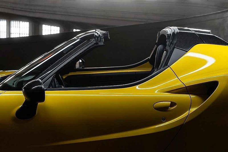 Alfa Romeo 4C Spider.