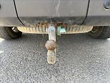 Land Rover Discovery 2,7 TDV6 4X4 AUT NA OPRAVU!! - náhled 27
