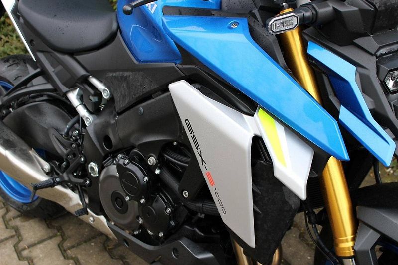 Suzuki GSX-S 1000 (2022) 2022 AKCE - fotka 9 z 9