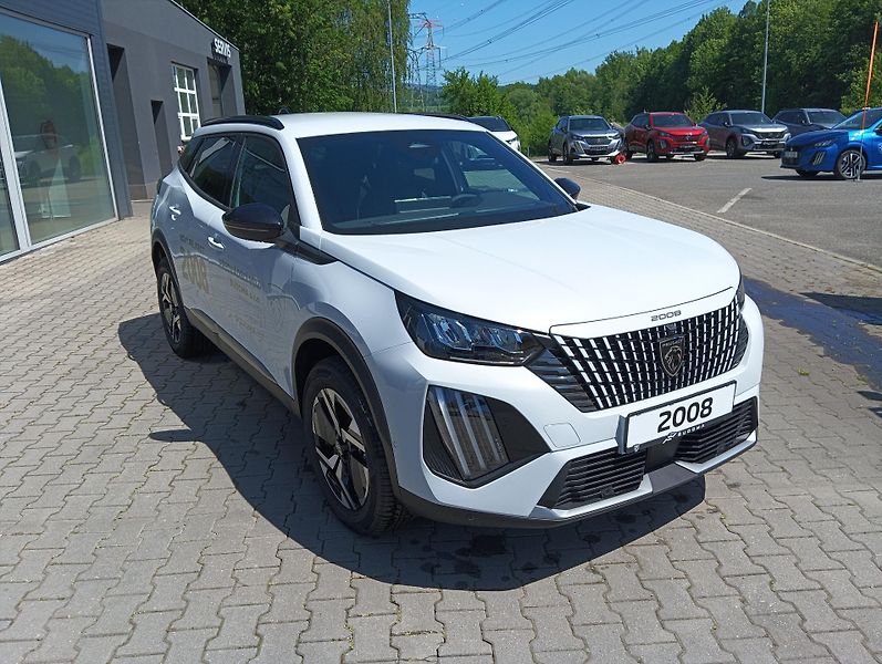 Peugeot 2008 (2026) ALLURE Hybrid 145 e-DCS6 - fotka 1 z 21