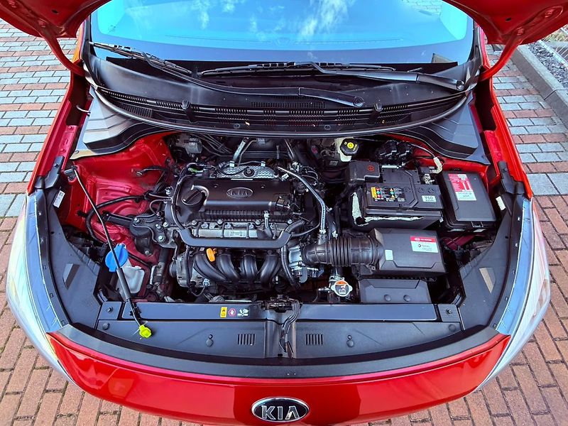 Kia Rio 1.4 Exclusive, Serviska - fotka 26 z 27