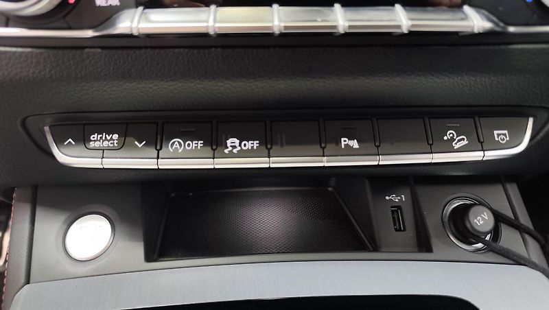 Audi Q5 (2023) Sportback S-line, B&O, Quattro - fotka 62 z 95