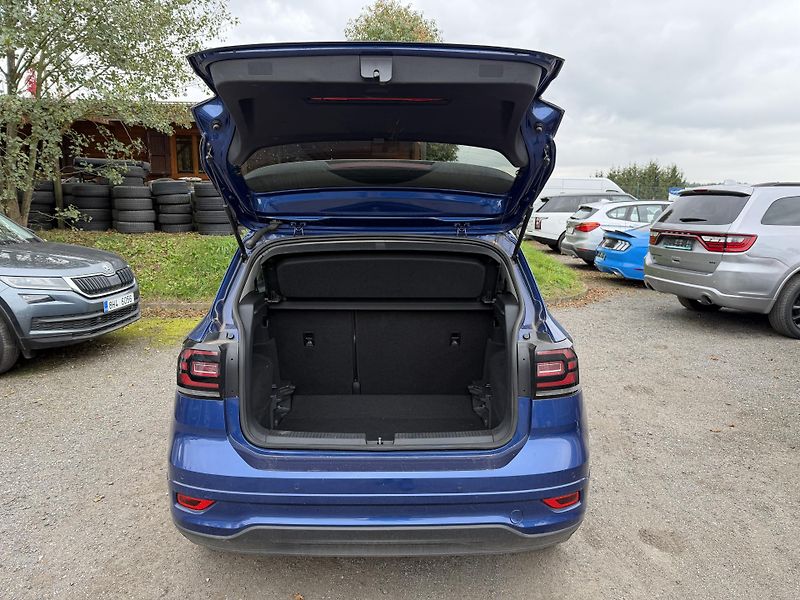 Volkswagen T-Cross 1.0 TSI R-line - fotka 9 z 23