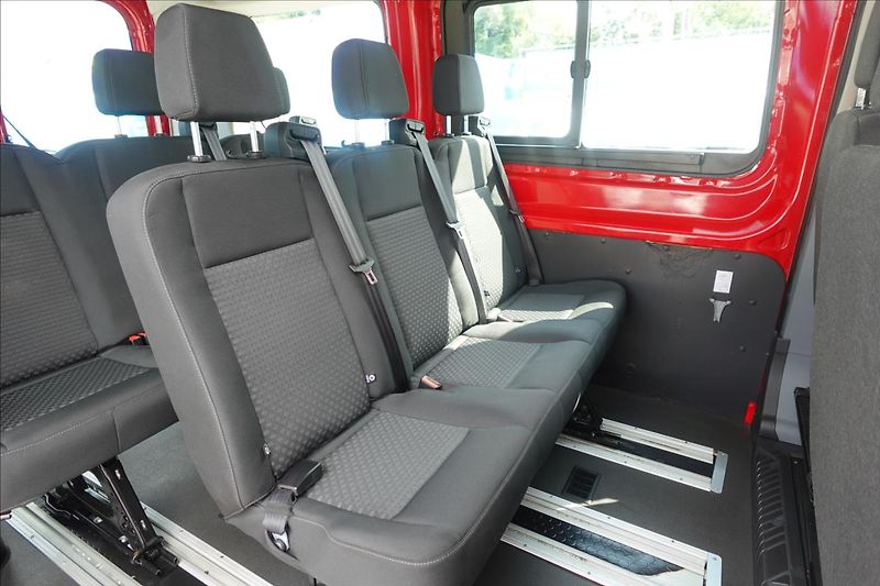 Ford Transit 2,2 TDCi  L2H2 9MÍST BUS KLIMA - fotka 13 z 30