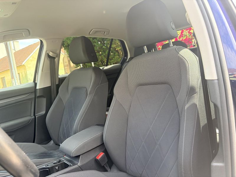 Volkswagen Golf 1.4TSI HYBRID VIRTUAL LED - fotka 12 z 50