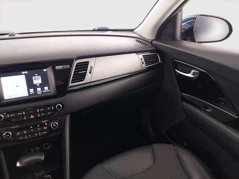 Kia Niro (2017) Hybrid, Automat, Kůže, Navi - fotka 8 z 22