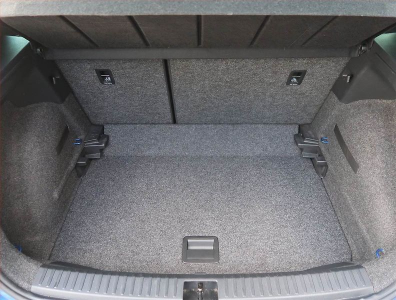 Seat Arona (2022) FR 1.0 TSI, Serv.kniha, Kůže - fotka 12 z 13