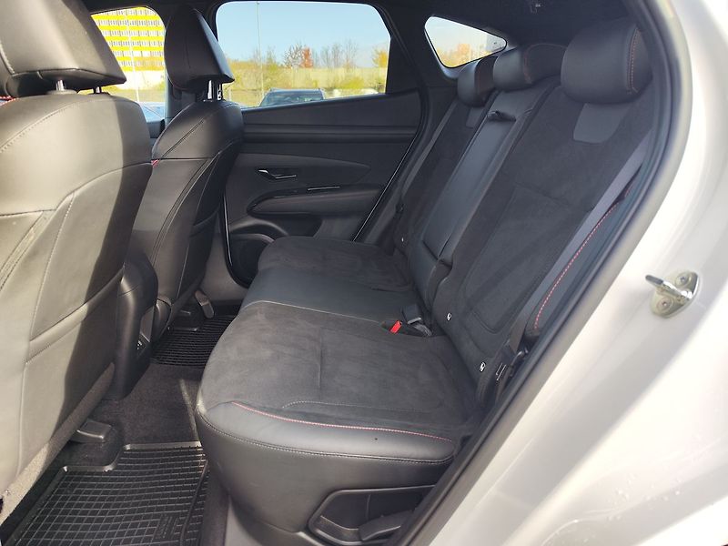 Hyundai Tucson 1.6 T-GDI/118kW N-Line DCT - fotka 13 z 34