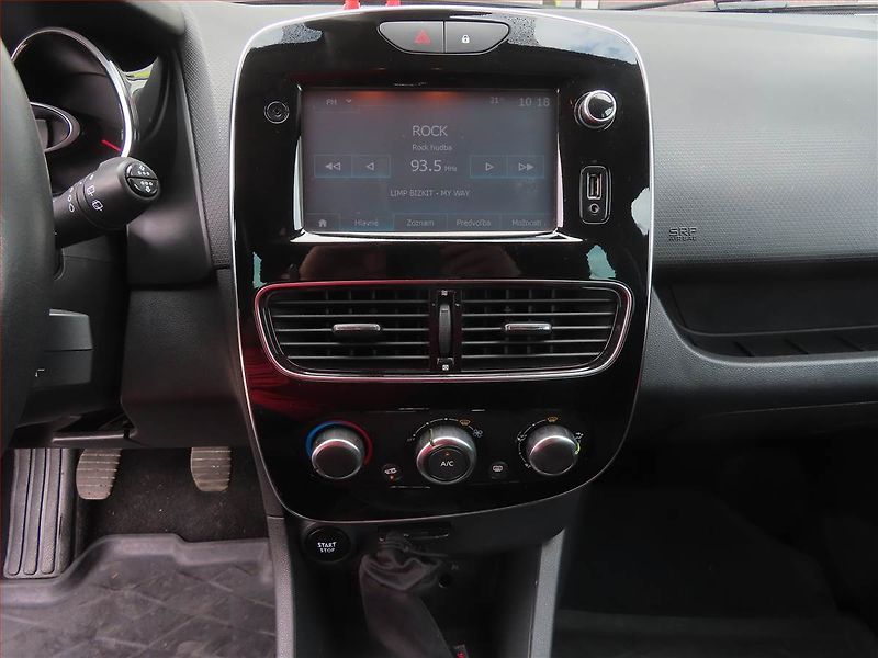 Renault Clio (2017) Limited 1.2 16V, Serv.kniha - fotka 12 z 19
