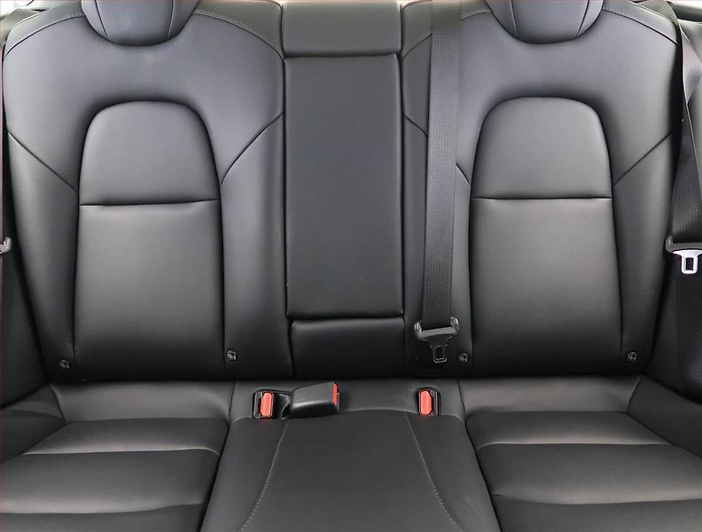 Tesla Model 3 (2021) Long Range 4WD 79kWh, SoH 81% - fotka 10 z 33