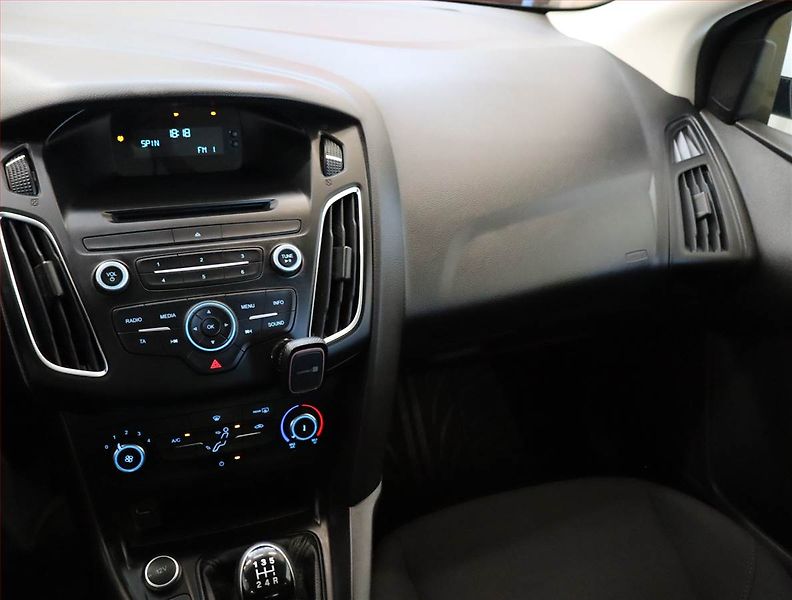 Ford Focus (2017) 1.6 i - fotka 8 z 15