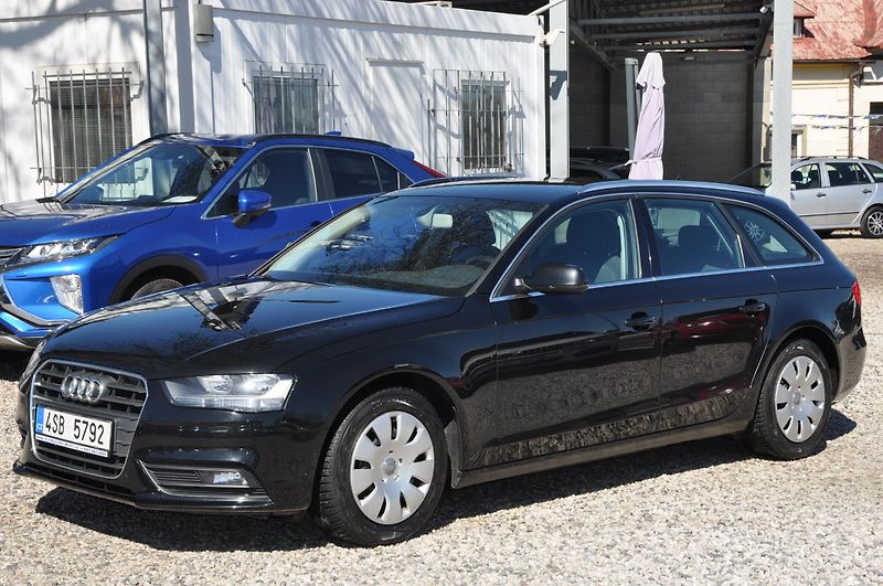 Audi A4 2.0TDi 110kW KOMBI Automat - fotka 1 z 20