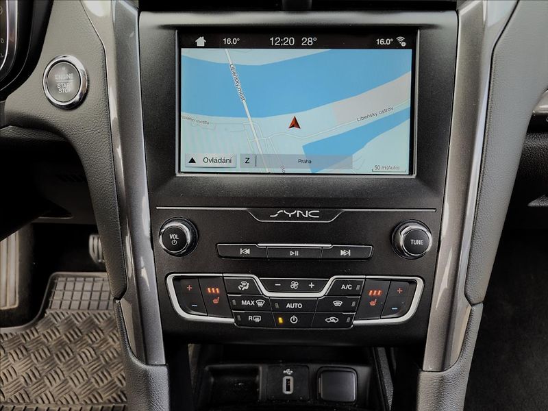 Ford Mondeo 2,0 DA,Limited,xenon,navi,výhř - fotka 28 z 50