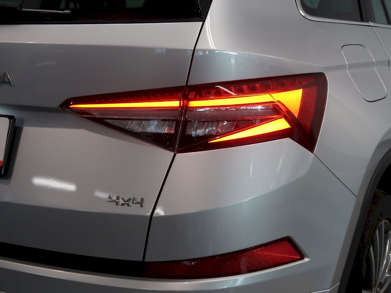 Škoda Kodiaq (2023) L&K 2.0TDI 147KW 4x4 DSG TAŽNÉ - fotka 11 z 43