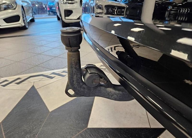 Audi A4 Avant 45 TFSI Quattro Advanced Tažné - fotka 18 z 18