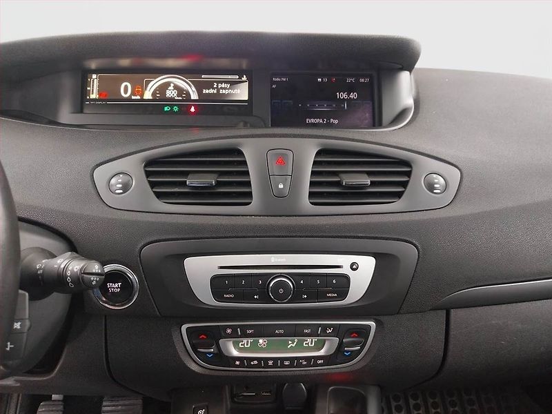 Renault Grand Scénic (2016) Limited 1.2 TCe, Navi - fotka 12 z 20
