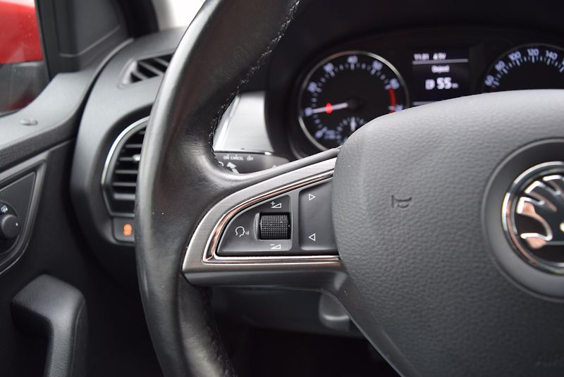 Škoda Fabia (2016) 1.2TSI 66kw AMBITION TAŽN APP  - fotka 30 z 49