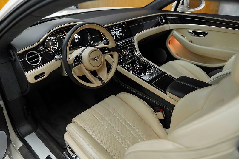 Bentley Continental GT Touring, City, Nočné videnie - fotka 7 z 25