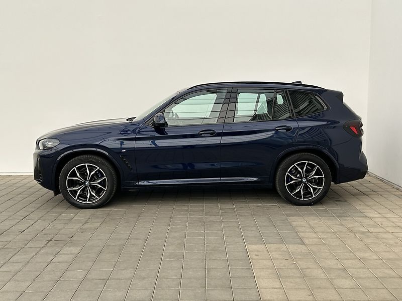 BMW X3 3.0 D 4x4 XDrive - fotka 2 z 32