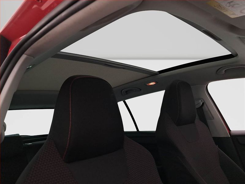 Škoda Rapid (2015) Spaceback 1.6 TDI, ČR,1.maj - fotka 18 z 18