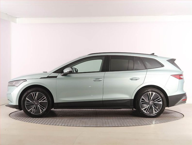 Škoda Enyaq (2023) iV 60 (62 kWh), SoH 92% - fotka 3 z 33