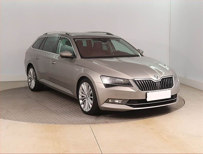 Škoda Superb (2017) Laurin&Klement 2.0 TDI, 4X4 - fotografie inzerátu