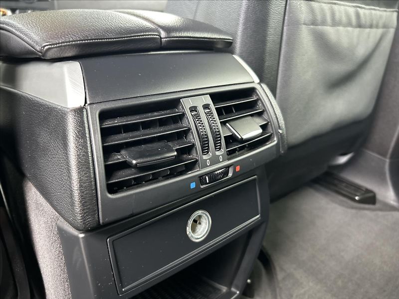 BMW X5 3,0 35d xDrive  původ CZ,2xMaj - fotka 37 z 49