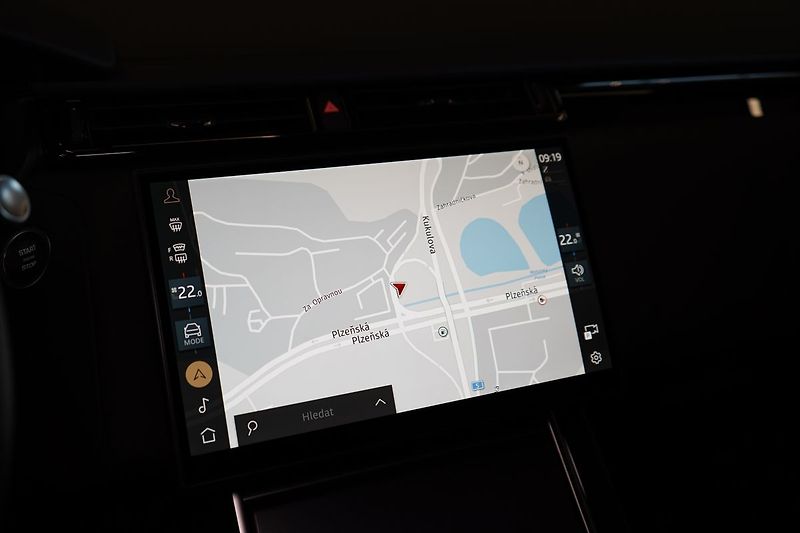 Land Rover Range Rover Velar D300 AWD Dynamic SE, Tážné - fotka 28 z 50