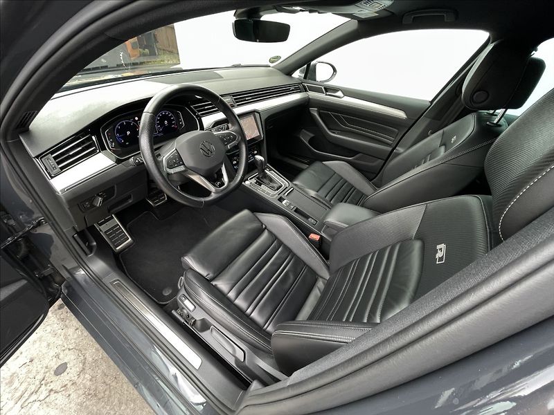 Volkswagen Passat 2,0 TDI 4MOT DSG RLine  Varian - fotka 5 z 24