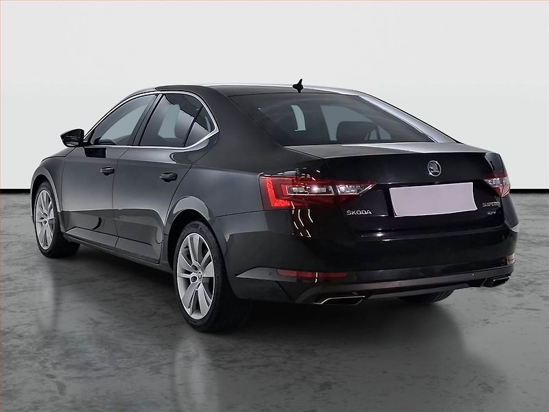 Škoda Superb (2015) Style 2.0 TSI, 4X4, Automat - fotka 4 z 16