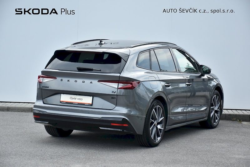 Škoda Enyaq (2022) 80 Sportline 150kW - fotka 2 z 35