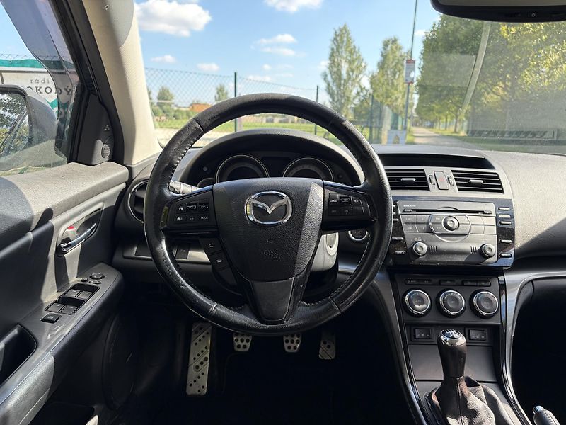 Mazda 6 2.0 Sports-Line - fotka 26 z 31