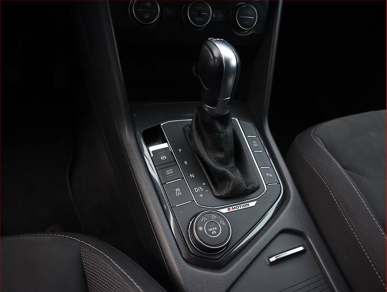 Volkswagen Tiguan (2016) 2.0 TSI, 4X4, Automat - fotka 16 z 22
