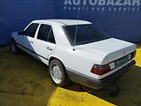 Mercedes-Benz 124 2,6 i 118 KW - náhled 6