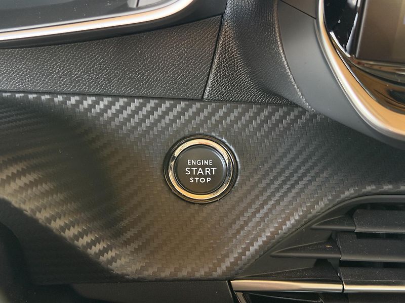 Peugeot 208 ACTIVE PACK 1.2 PureTech 100 S - fotka 20 z 31
