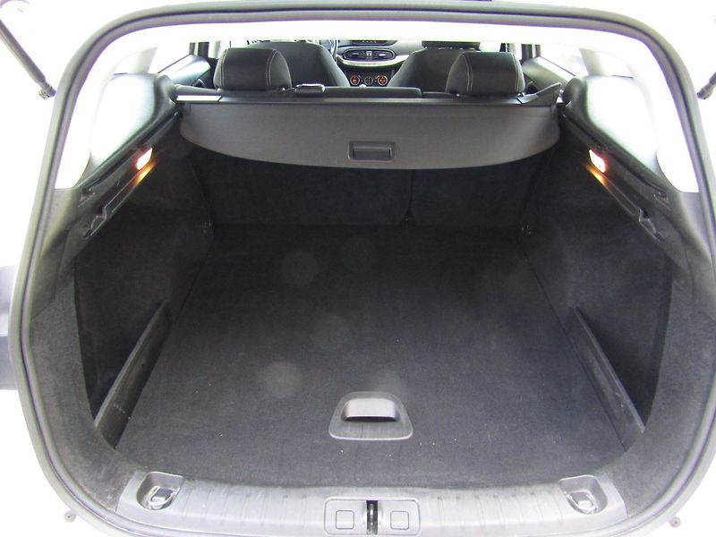 Fiat Tipo (2018) 1.4 16V 70kW - fotka 22 z 39