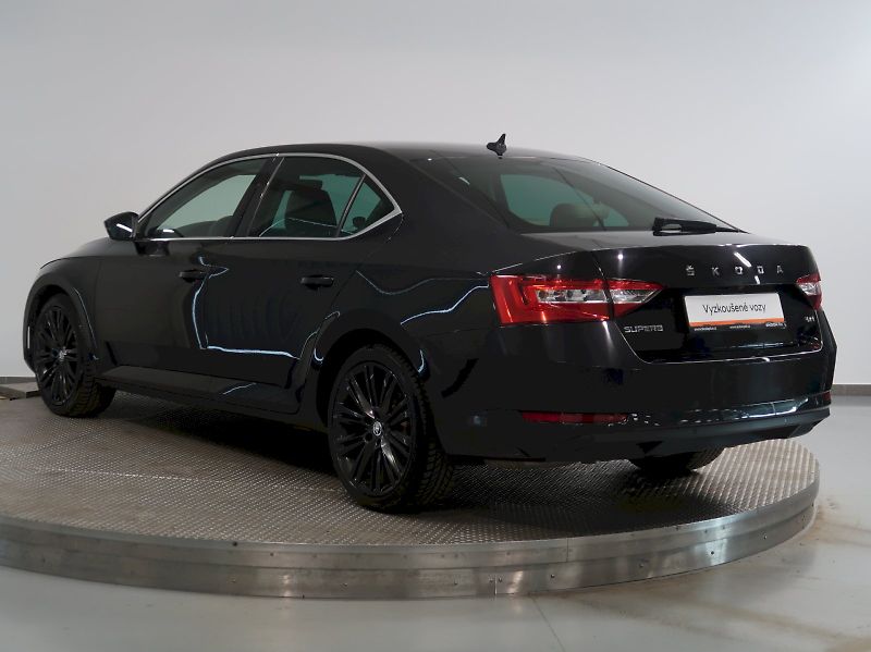 Škoda Superb (2022) STYLE 2.0TDI 147KW 4x4 DSG - fotka 7 z 41