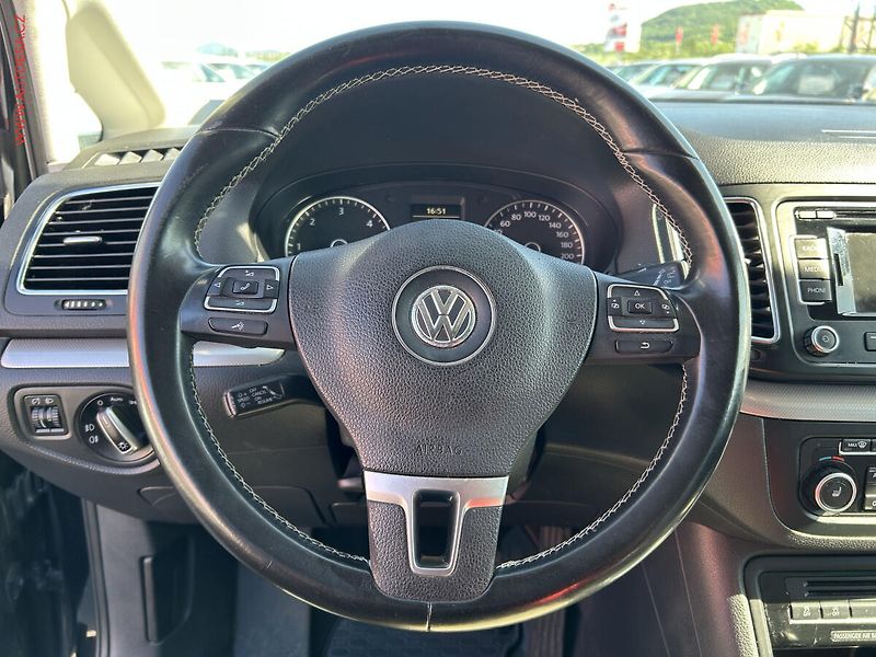 Volkswagen Sharan (2012) 2.0 TDi, Match, AC - fotka 12 z 18
