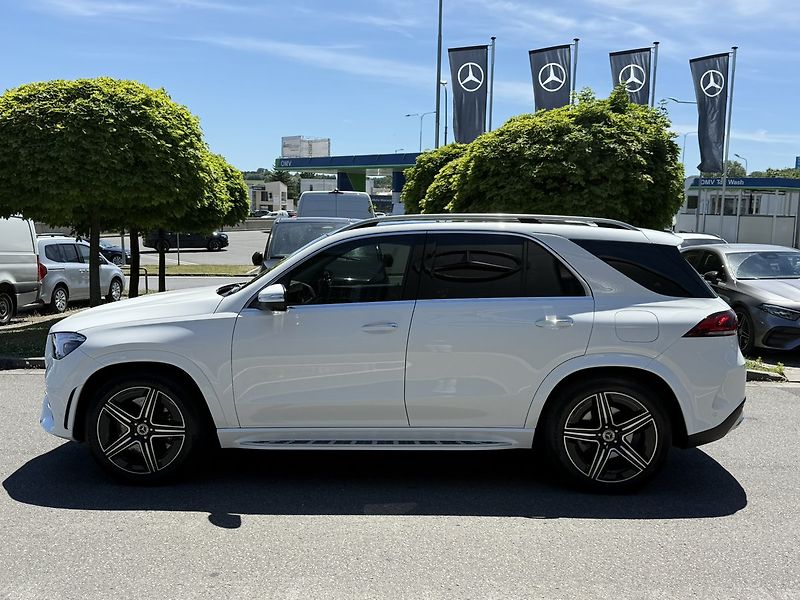 Mercedes-Benz GLE (2022) 350 de 4MATIC SUV - fotka 5 z 61
