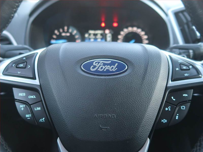 Ford S-MAX (2020) Titanium 2.0 EcoBlue, Automat - fotka 16 z 20