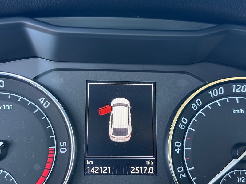 Škoda Superb (2017) 2.0TDi APP, ACC, NOVÉ ROZVODY - fotka 8 z 15