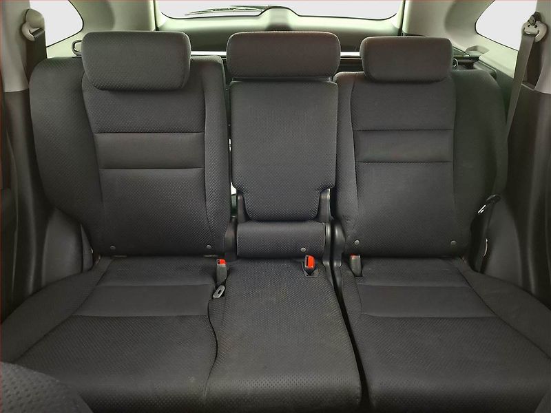 Honda CR-V (2009) 2.0 i, 4X4 - fotka 10 z 15