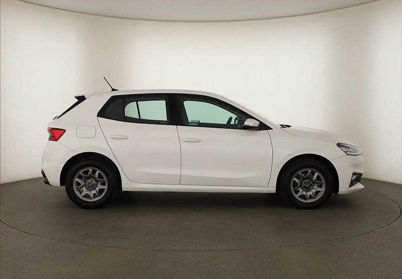 Škoda Fabia (2023) Ambition 1.0 TSI, ČR,1.maj - fotka 6 z 17